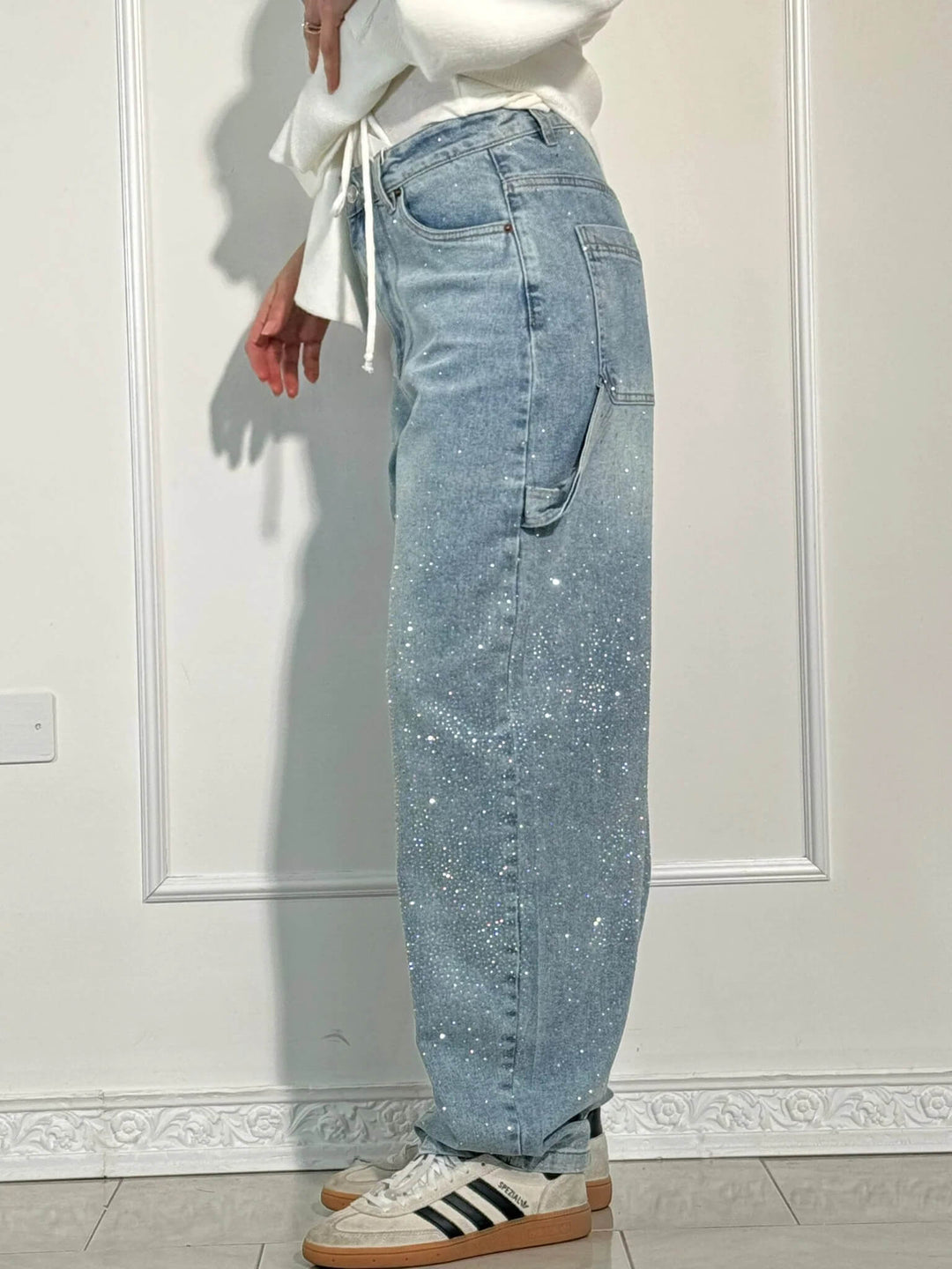 High-Waisted Wide-Leg Cargo Jeans for Women